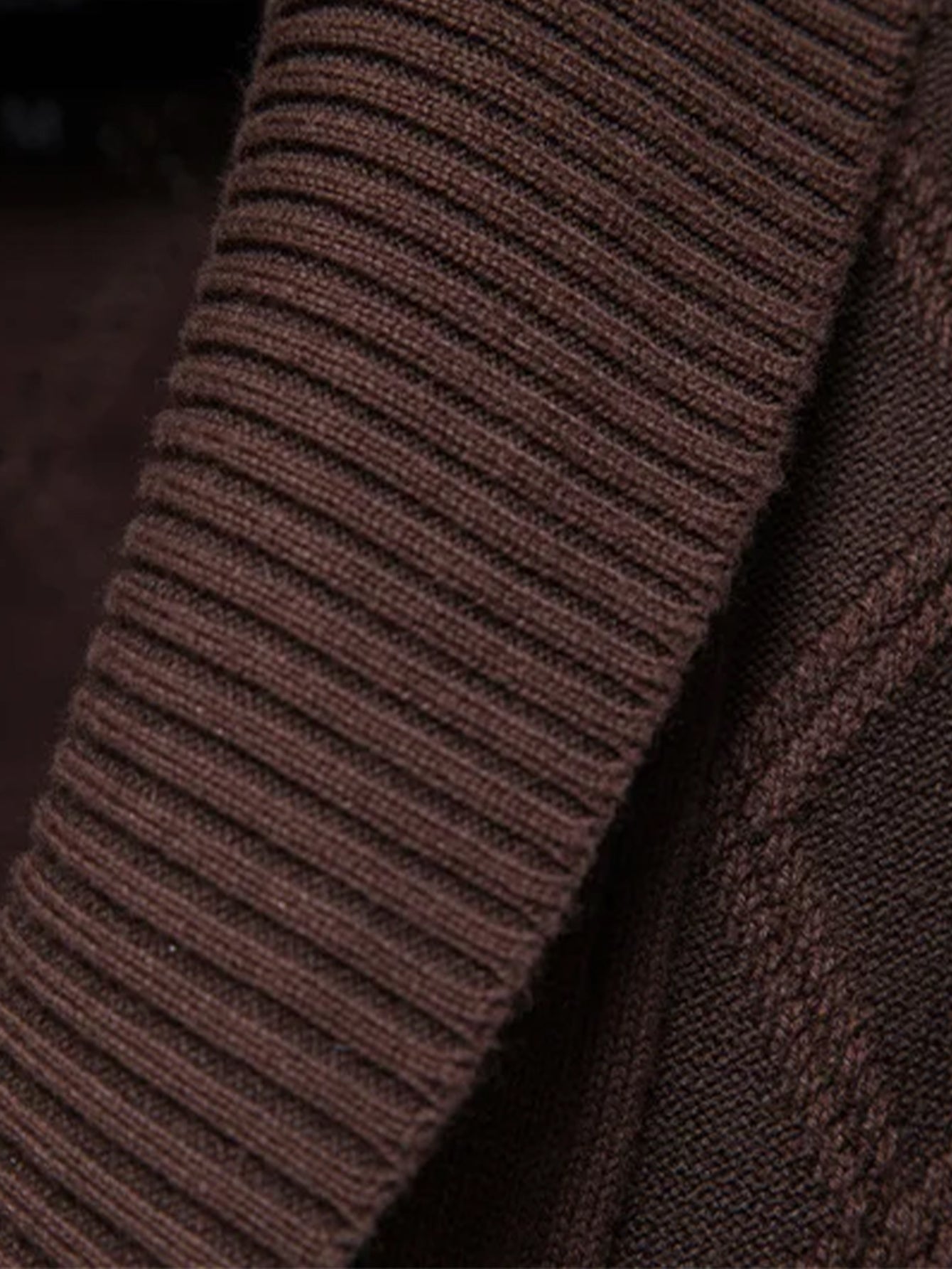 Gilet en jacquard géométrique à col châle