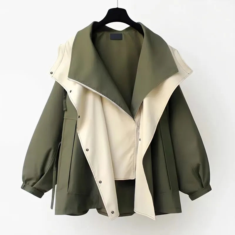 VESTE MULTICOUCHE AVEC DÉTAILS CONTRASTANTS