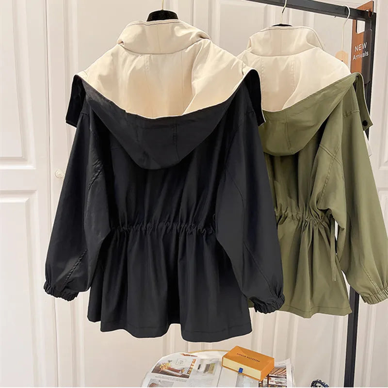 VESTE MULTICOUCHE AVEC DÉTAILS CONTRASTANTS