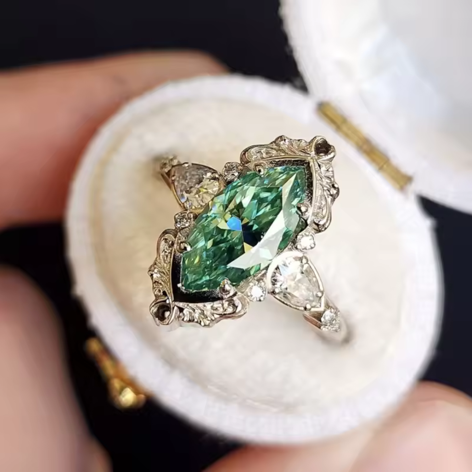 Bague Vaelira Thornewyn