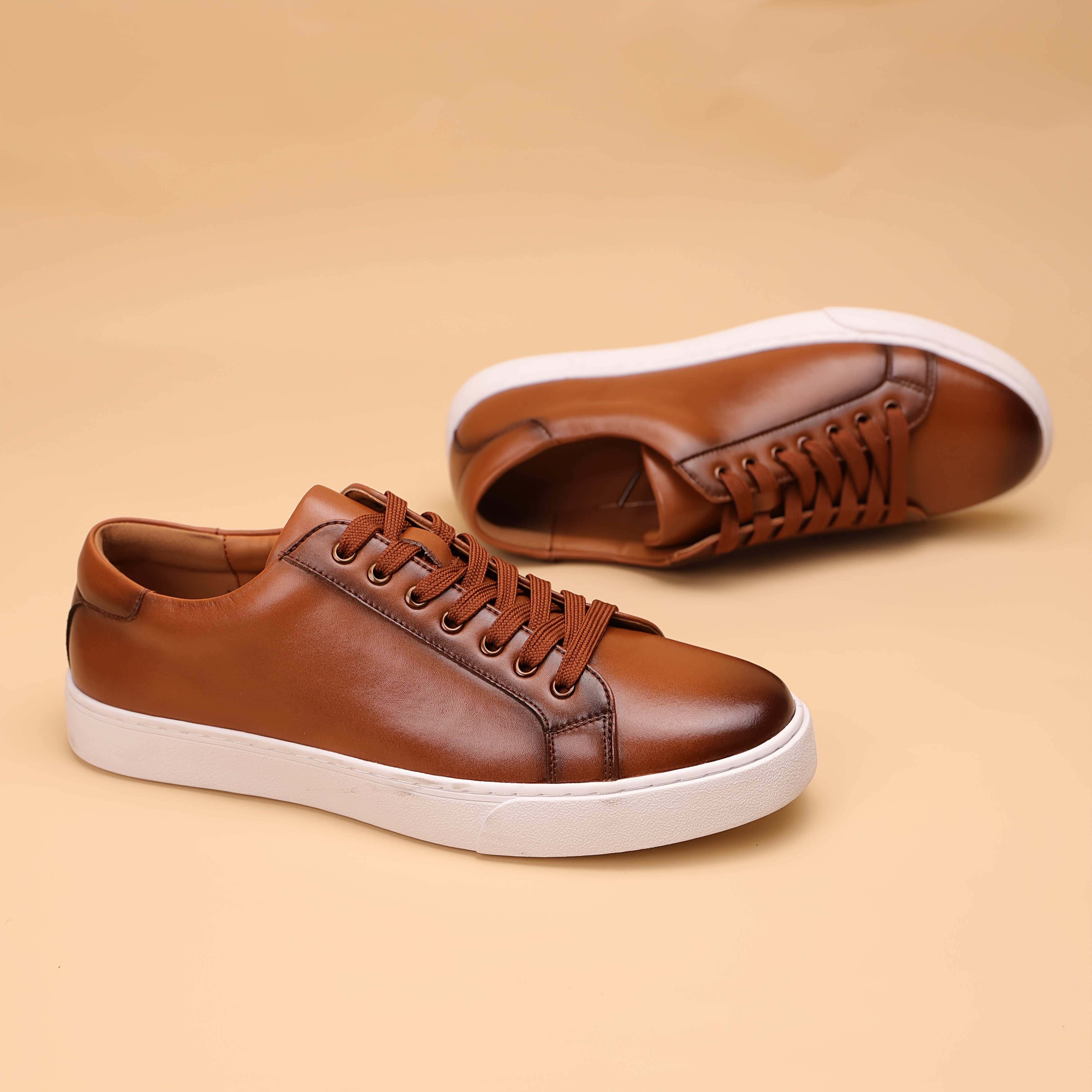 Baskets Décontractées en Cuir Véritable pour Hommes - Chaussures Plates Confortables pour un Usage Quotidien
