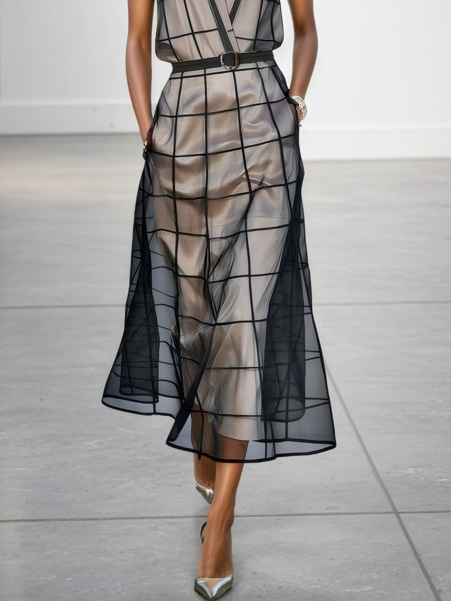 Robe Maxi Sans Manches en Tulle à Carreaux avec Col et Ceinture