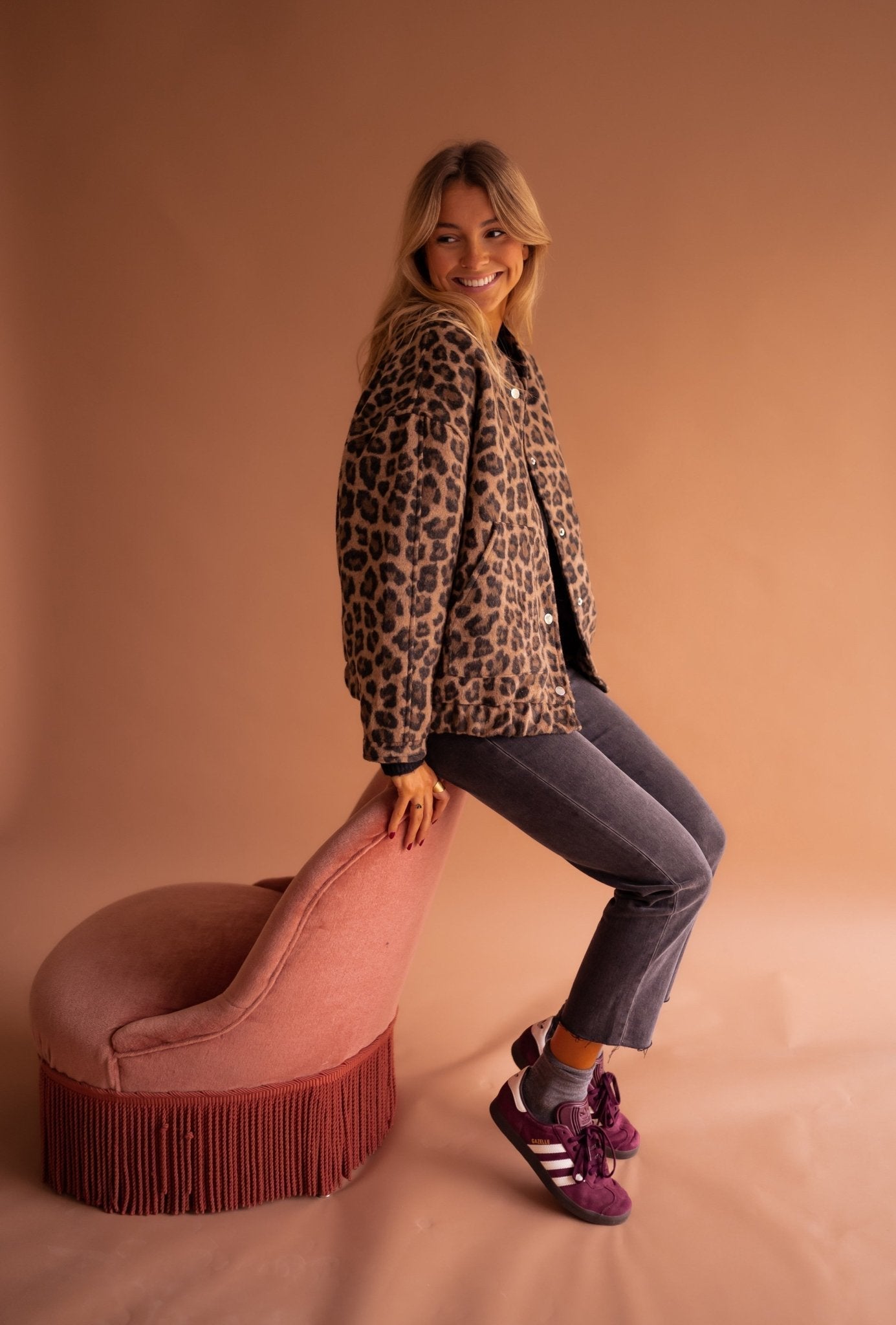 SOFÍA | Blazer au Style Audacieux avec Motif Léopard