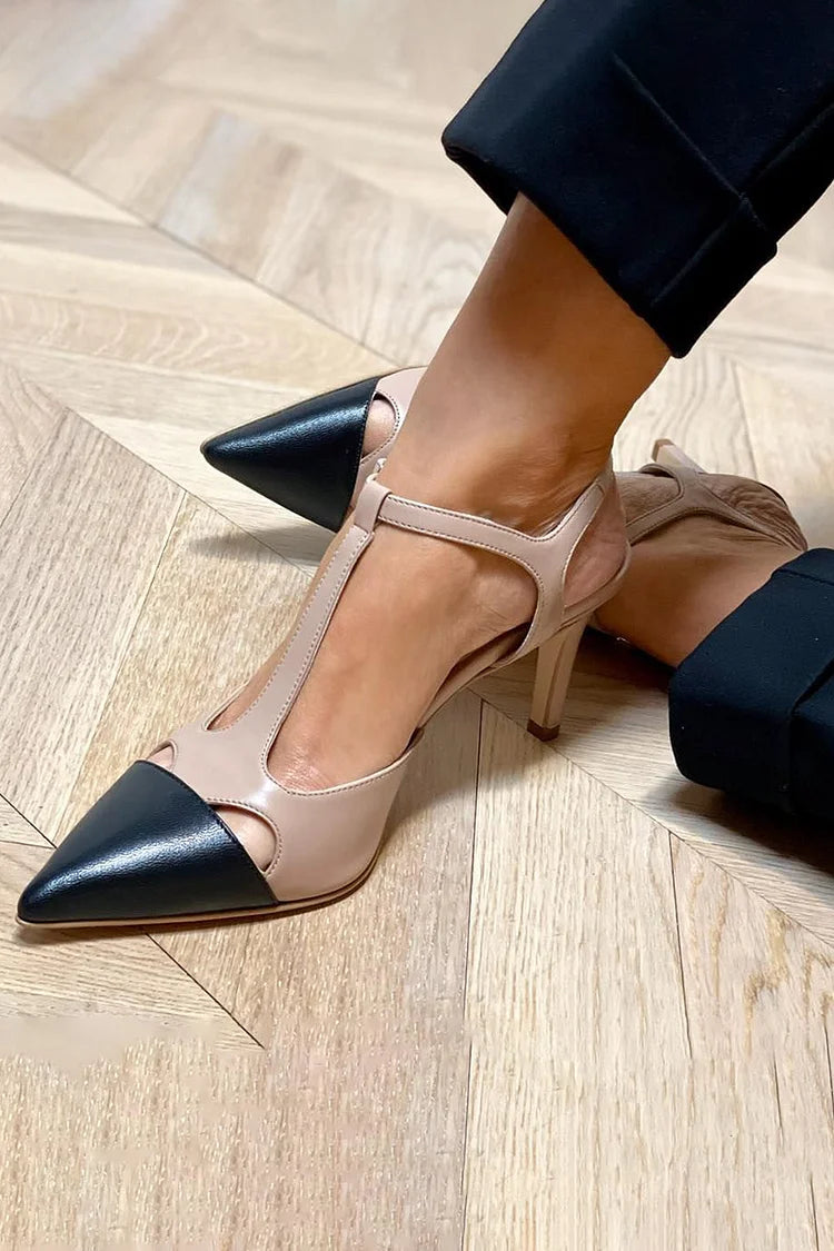 Bicolor Décolleté with Strap