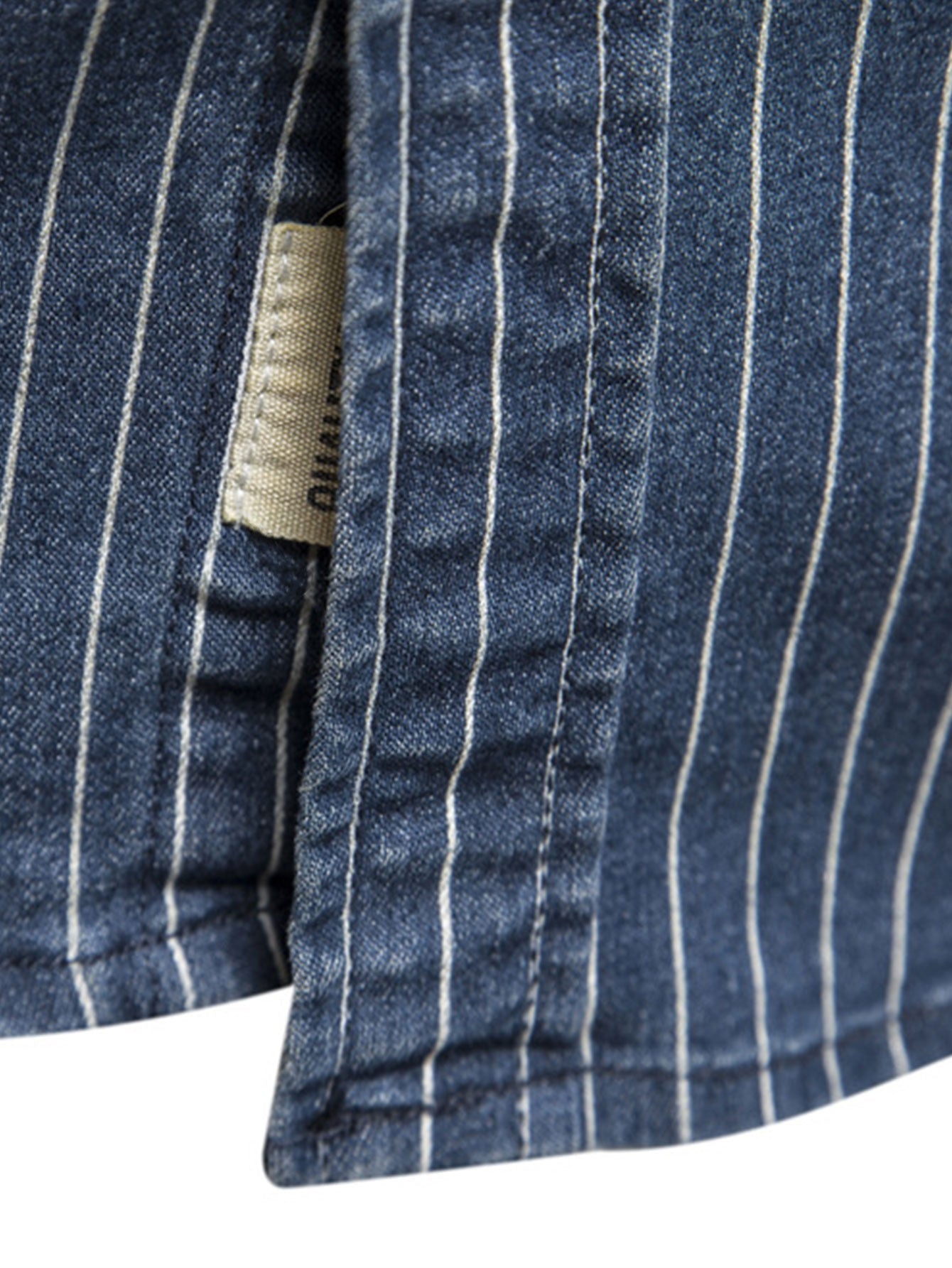 Chemise en denim lavé à rayures avec poches