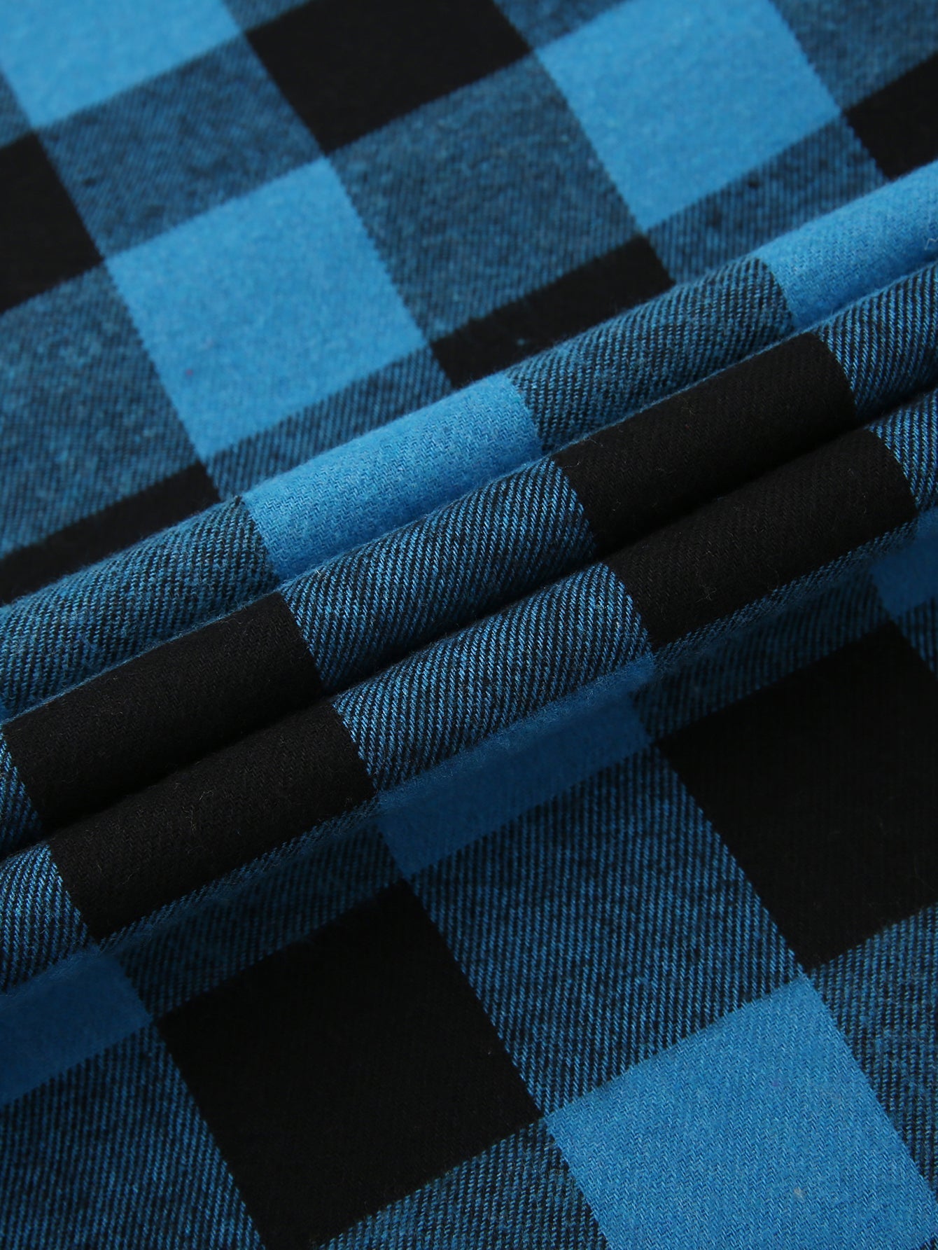 Chemise en flanelle à carreaux avec boutons