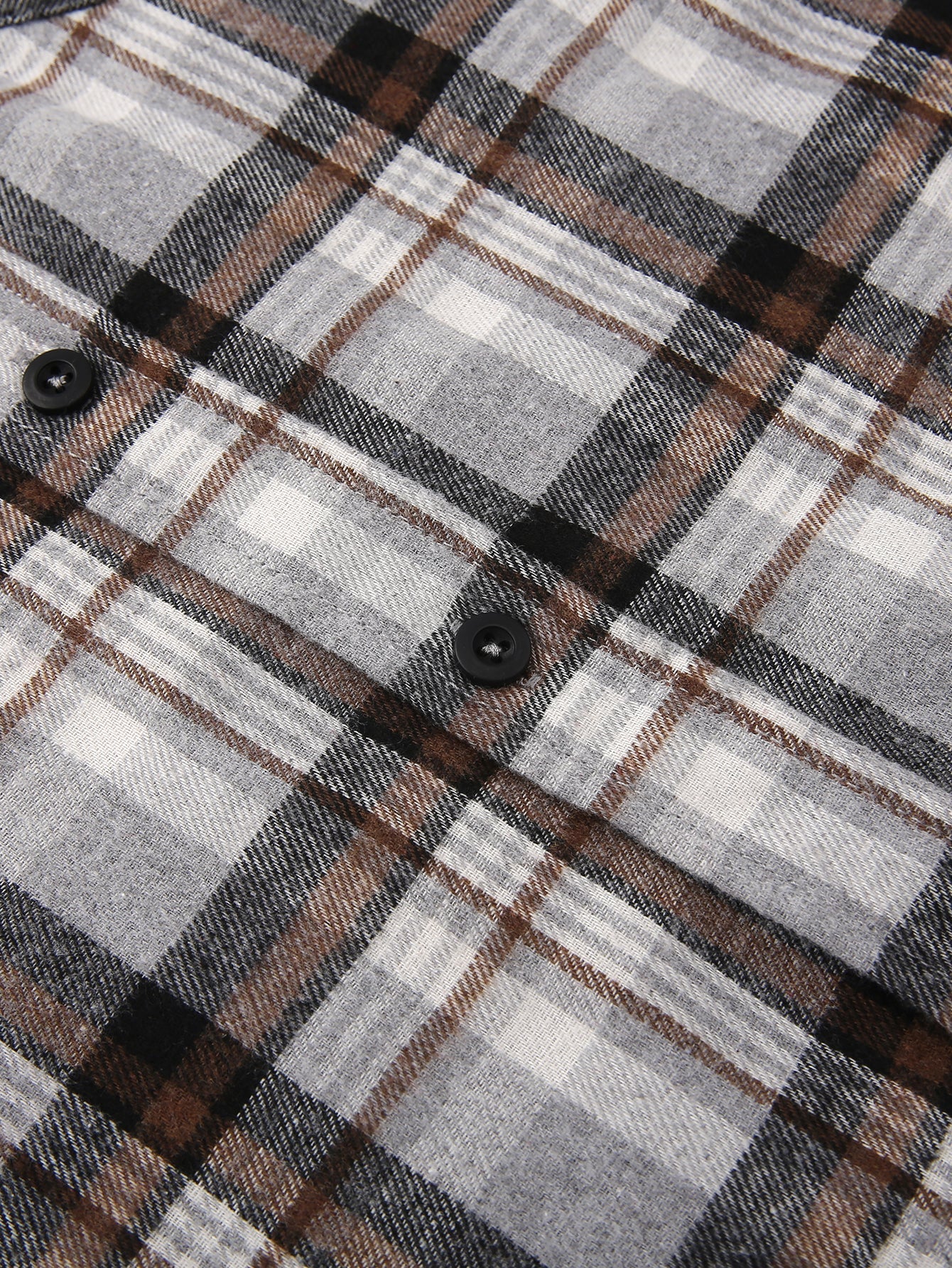 Chemise en flanelle à carreaux avec boutons