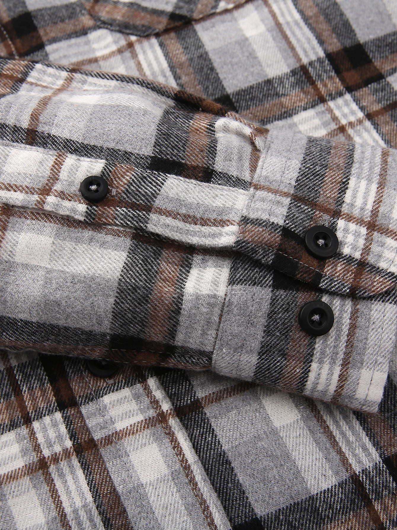 Chemise en flanelle à carreaux avec boutons