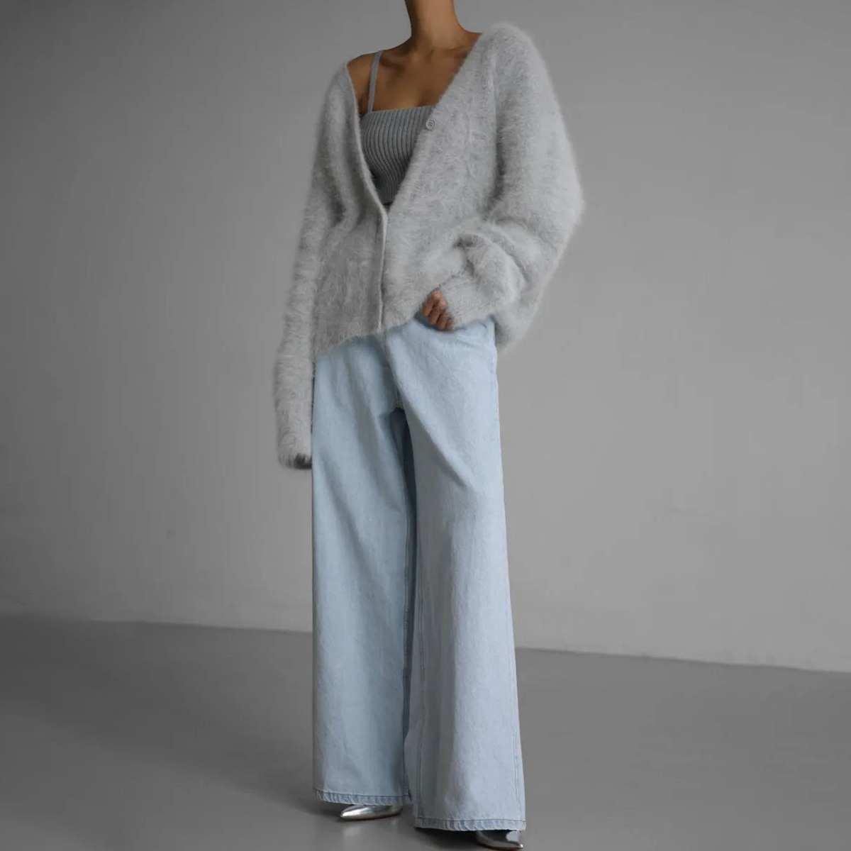 CARDIGAN SOYEUX À MANCHES ÉVASÉES