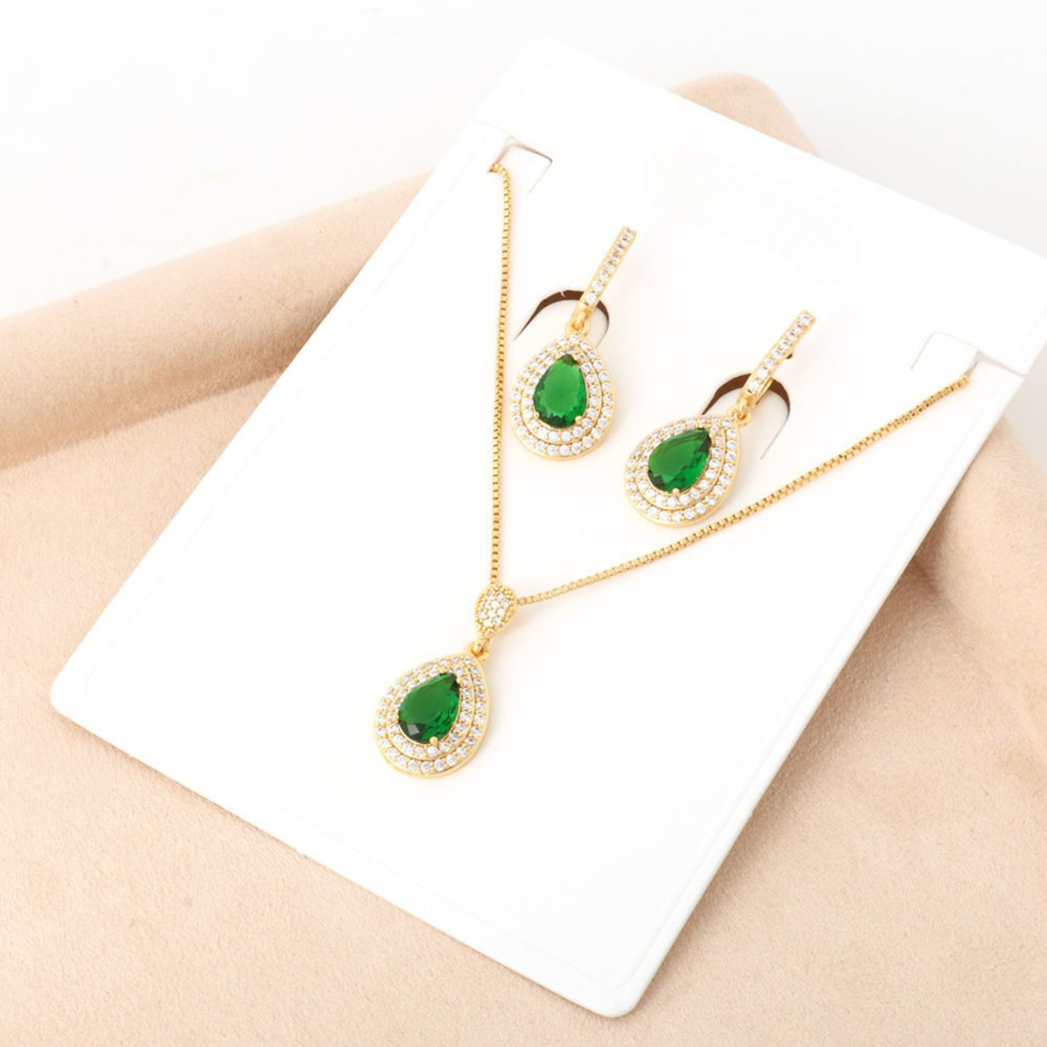 Ensemble de Bijoux Thalienne Aurevelle