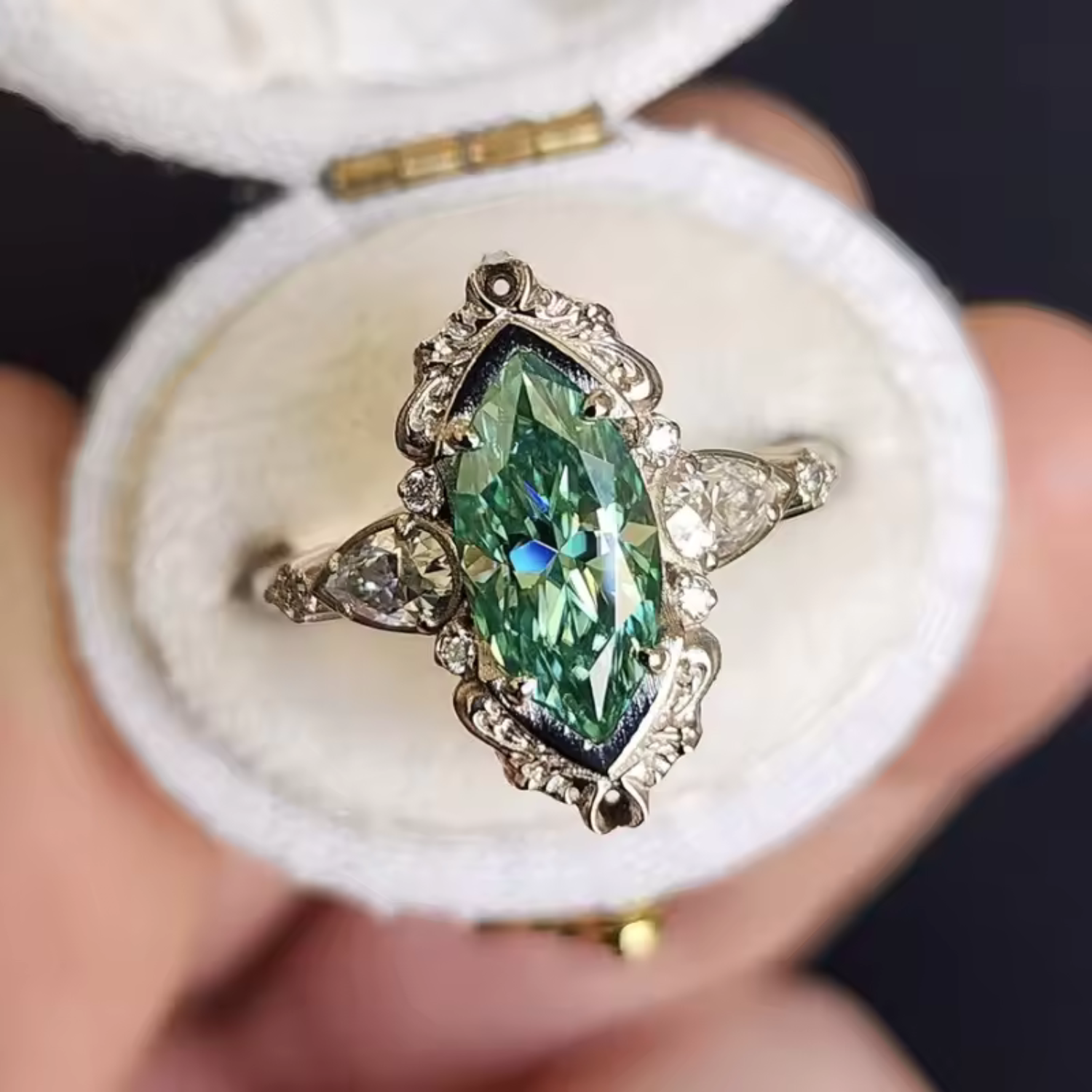 Bague Vaelira Thornewyn
