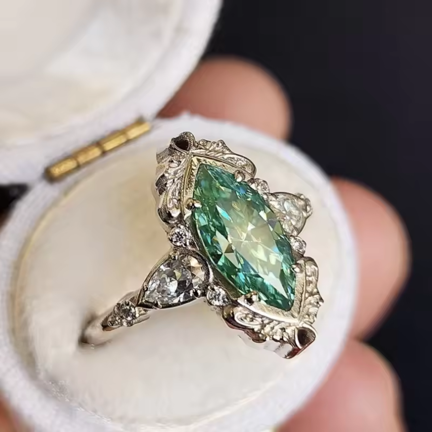 Bague Vaelira Thornewyn
