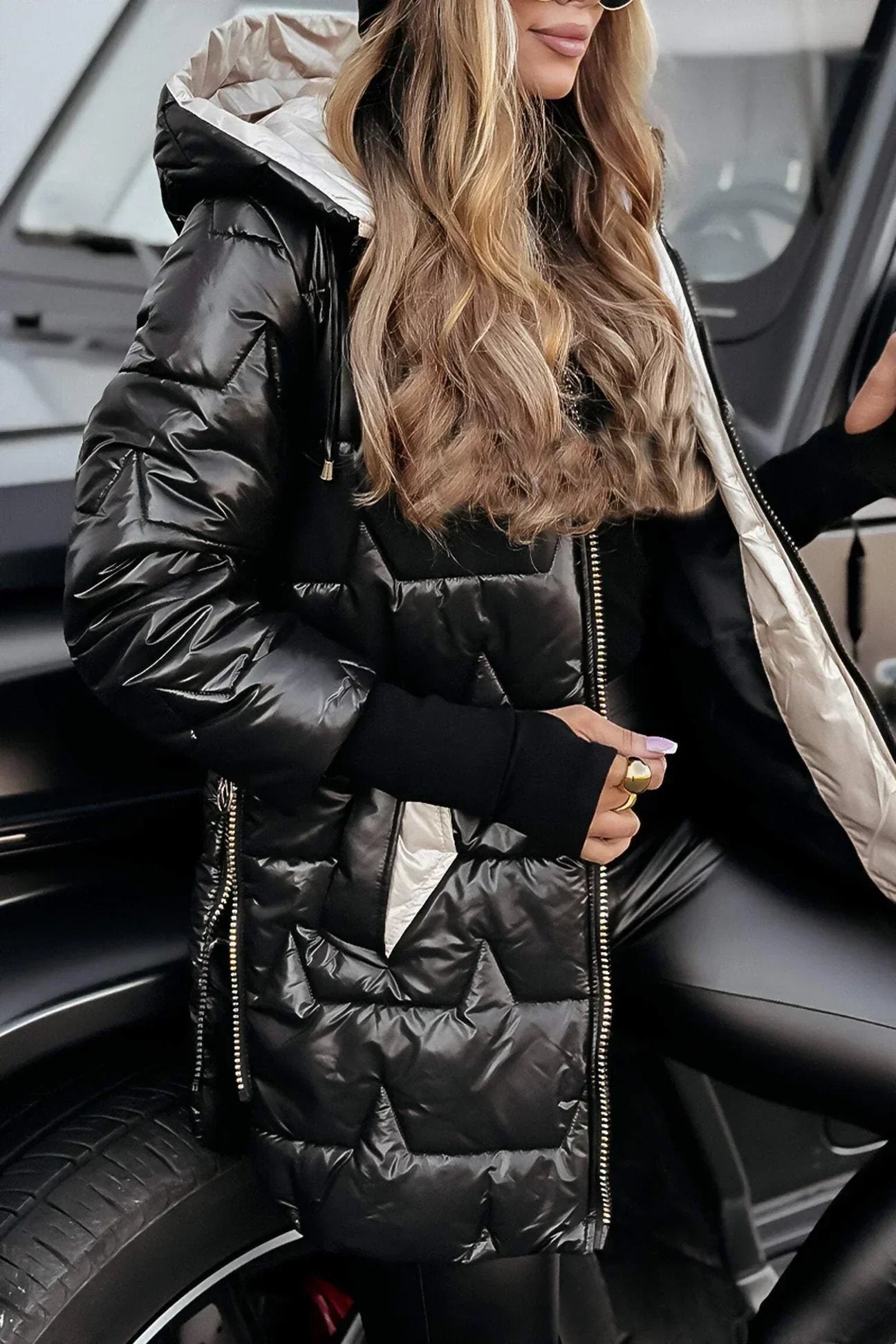 Manteau d'hiver élégant avec capuche et rembourrage
